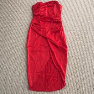 Never been Worn red midi dress